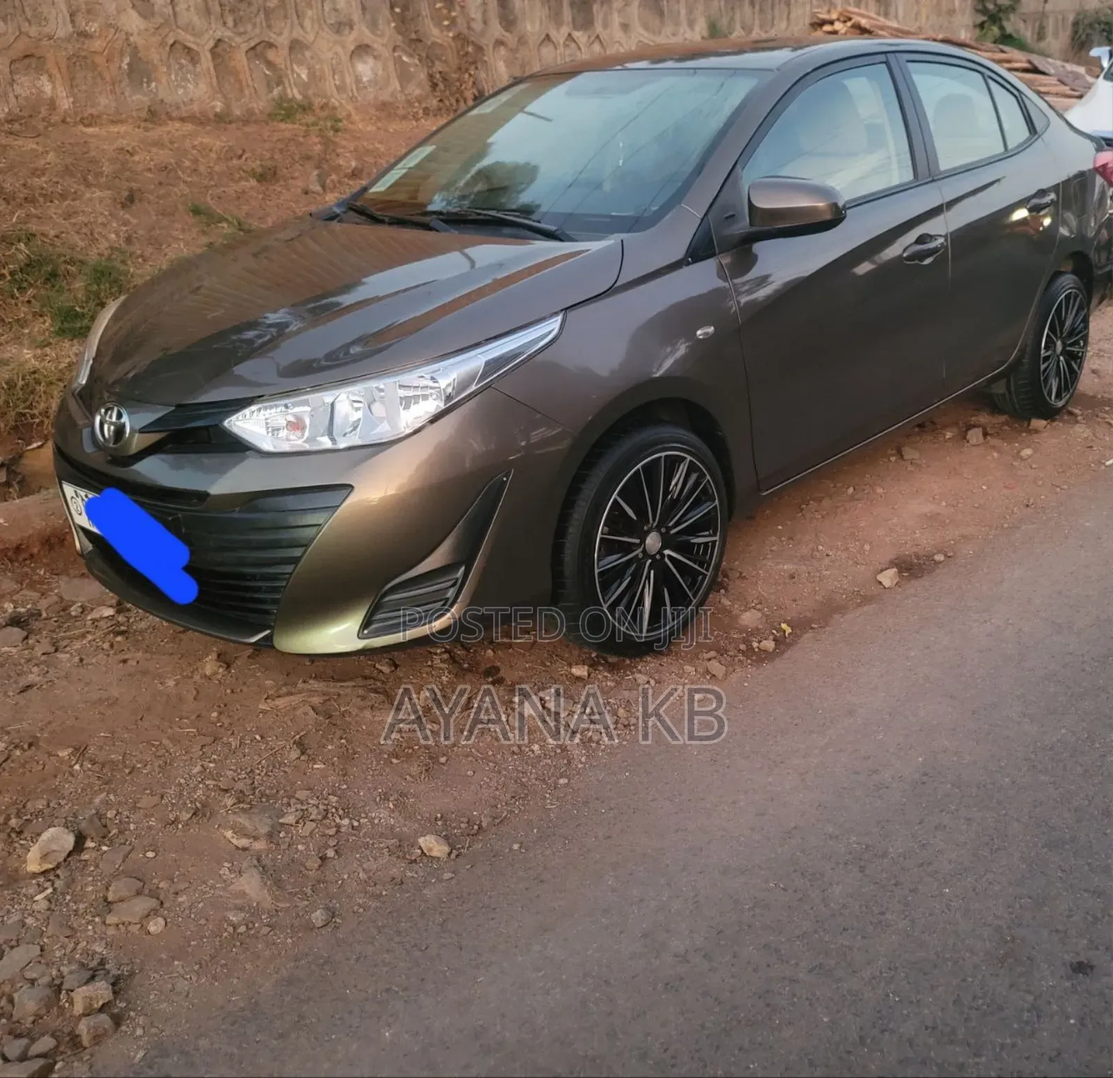 Toyota Yaris 2020 Gray