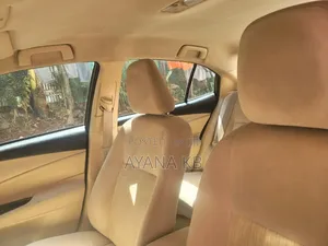 Toyota Yaris 2020 Gray