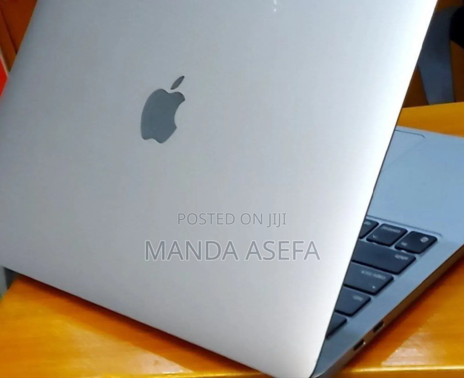 New Laptop Apple MacBook Pro 8GB Apple M2 SSD 512GB