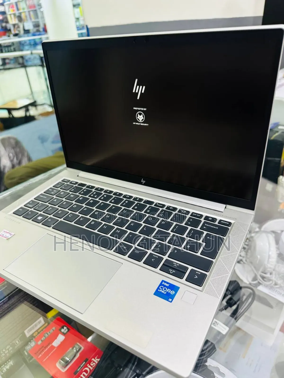 New Laptop HP EliteBook 830 16GB Intel Core I5 SSD 1T