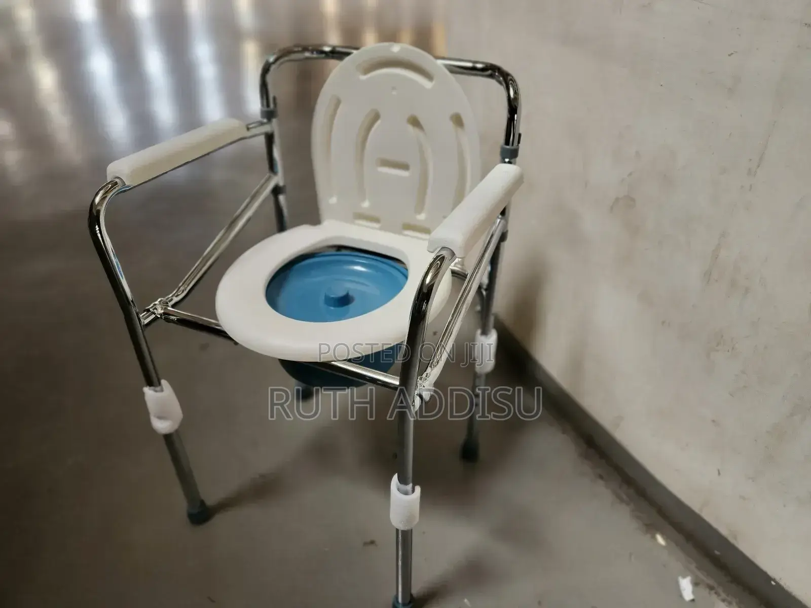 Commode Chair炎熱toilet Chair彭澤commode Chair埋怨commode Chair