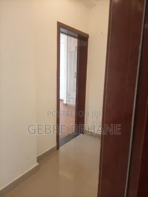 3bdrm Apartment in Apartment, Yeka for rent