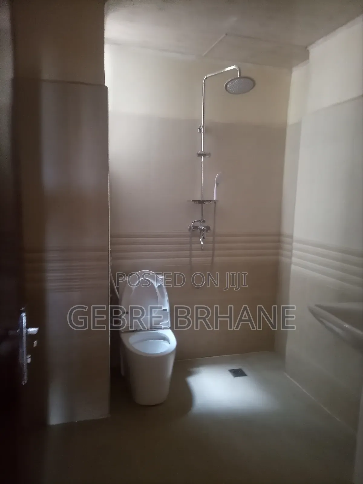 3bdrm Apartment in Apartment, Yeka for rent
