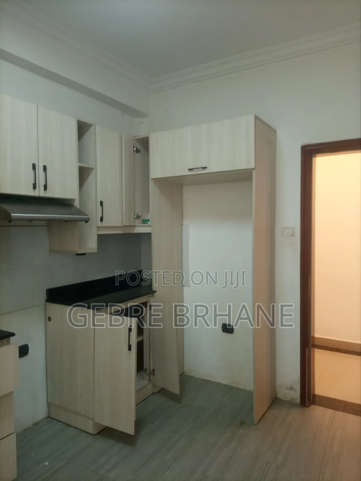 3bdrm Apartment in Apartment, Yeka for rent