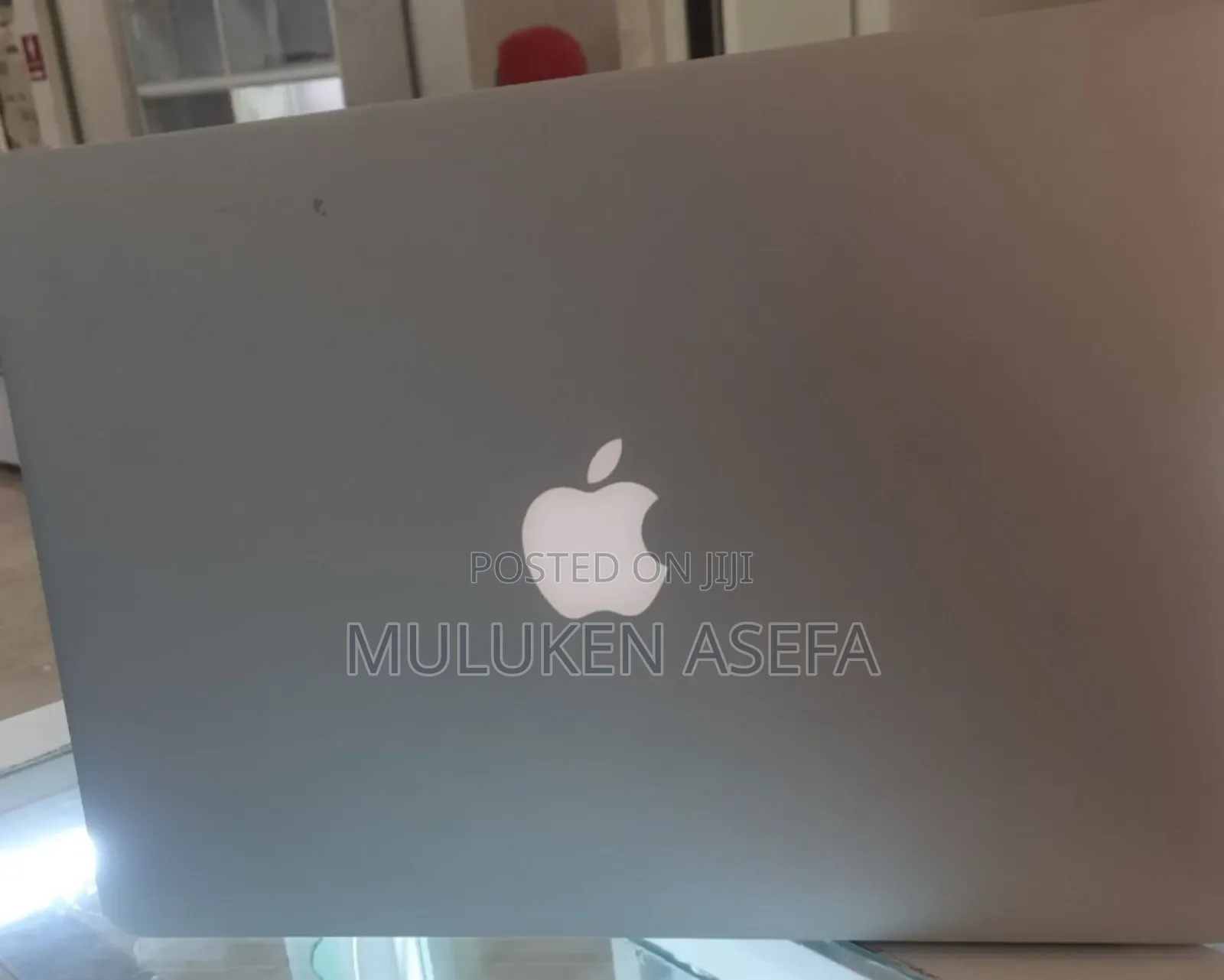 New Laptop Apple MacBook Pro 2017 8GB Intel Core I7 SSD 128GB