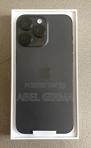 New Apple iPhone 15 Pro Max 256 GB Black