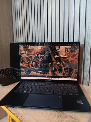 New Laptop Asus Zenbook 14 UX434 16GB Intel Core I7 SSD 512GB