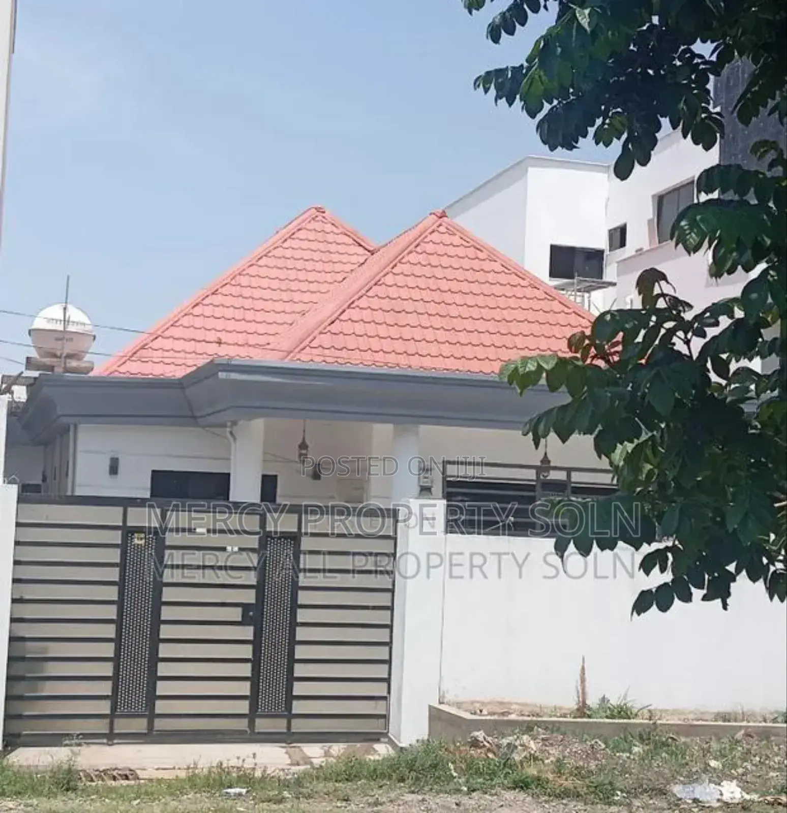 Furnished 5bdrm Villa in Bole for sale