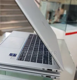 New Laptop HP EliteBook 840 G9 16GB Intel Core I5 SSD 512GB