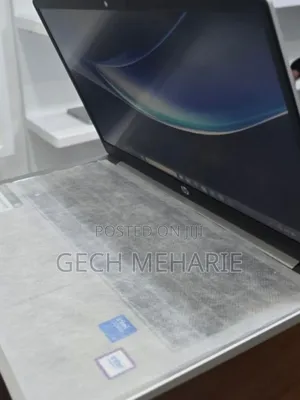 New Laptop HP 14-Dq1025cl 12GB Intel Core I3 SSD 512GB