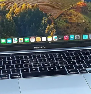 New Laptop Apple MacBook Pro 2023 M2 8GB Apple M2 SSD 512GB