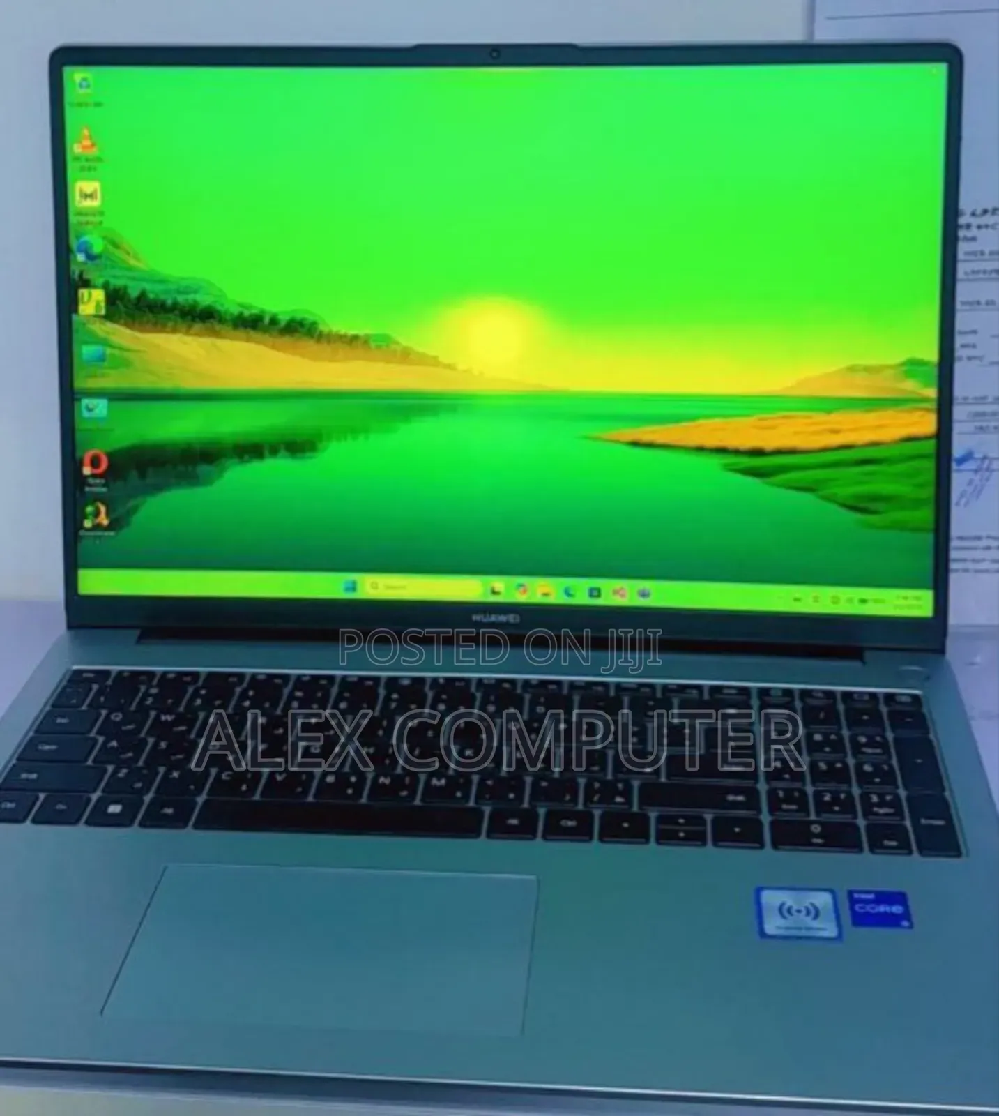 New Laptop Huawei Matebook D 15 8GB Intel Core I5 SSD 512GB