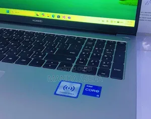 New Laptop Huawei Matebook D 15 8GB Intel Core I5 SSD 512GB