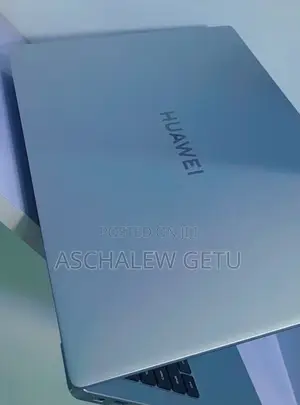 New Laptop Huawei Matebook D 15 8GB Intel Core I5 SSD 512GB