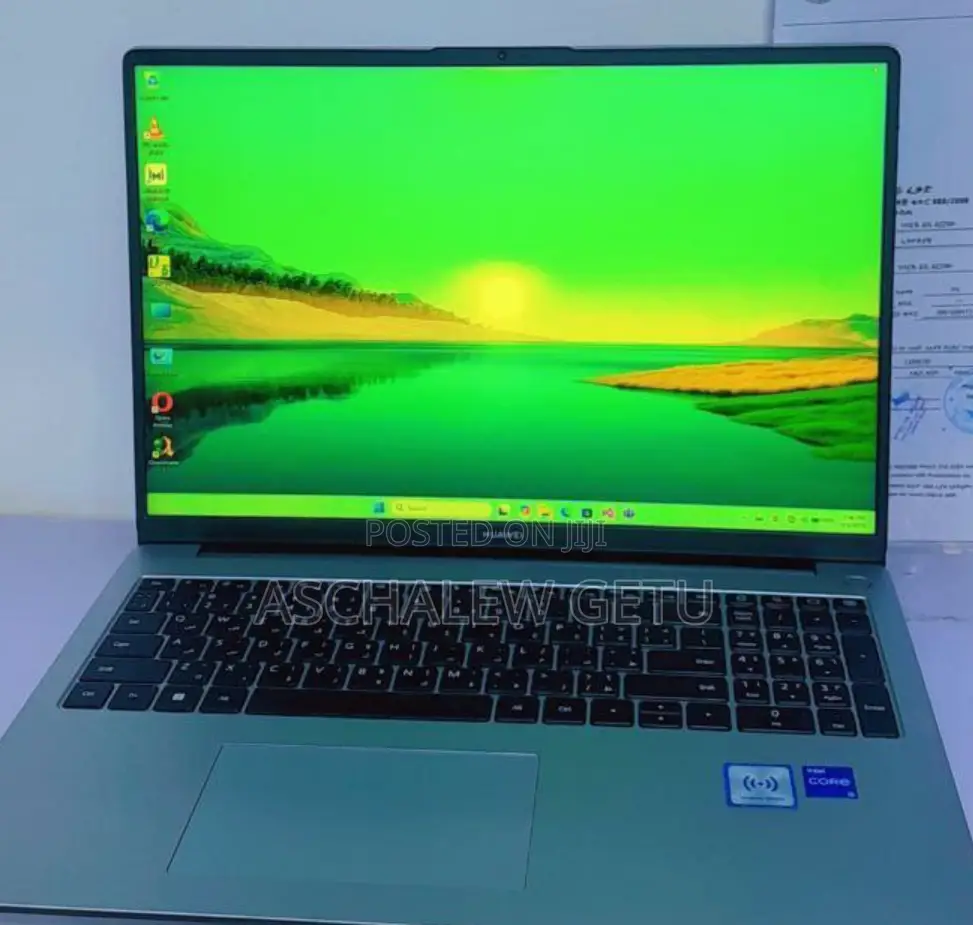 New Laptop Huawei Matebook D 15 8GB Intel Core I5 SSD 512GB