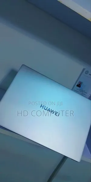 New Laptop Huawei MateBook 13 WRT-W19E 8GB Intel Core I5 SSD 512GB