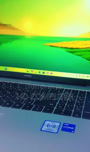 New Laptop Huawei MateBook 13 WRT-W19E 8GB Intel Core I5 SSD 512GB