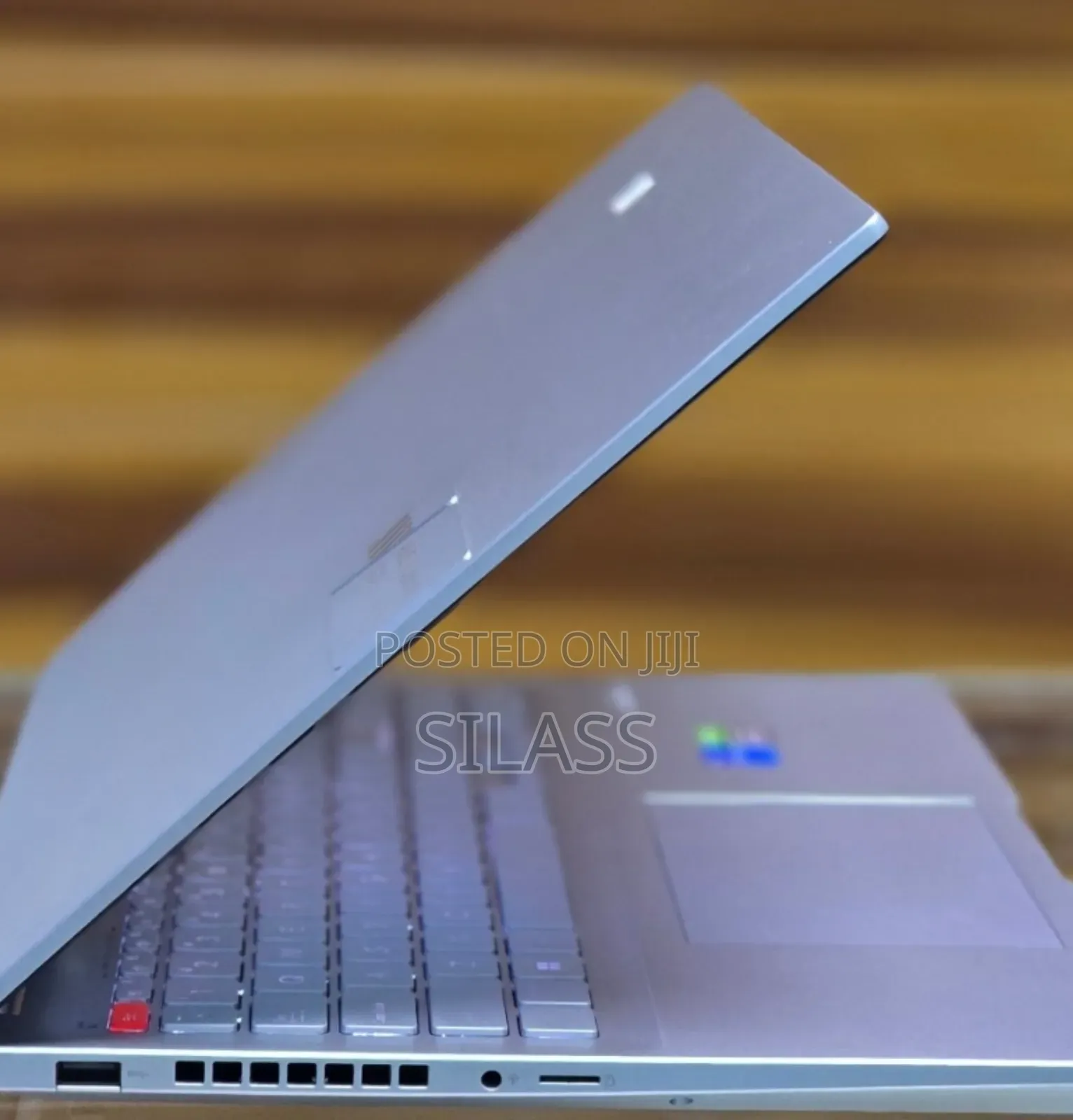 New Laptop Asus VivoBook 15 X505BA 16GB Intel Core I7 SSD 512GB