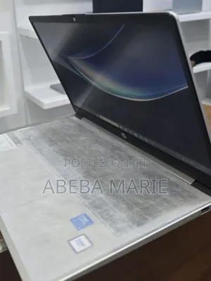 New Laptop HP 14z 12GB Intel Core I3 SSD 512GB