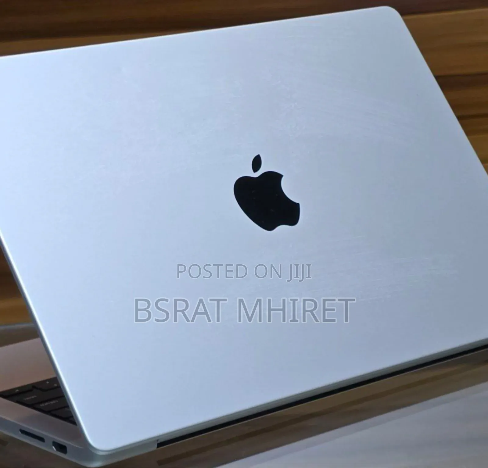 New Laptop Apple MacBook Pro 2019 8GB Intel Core M3 SSD 512GB