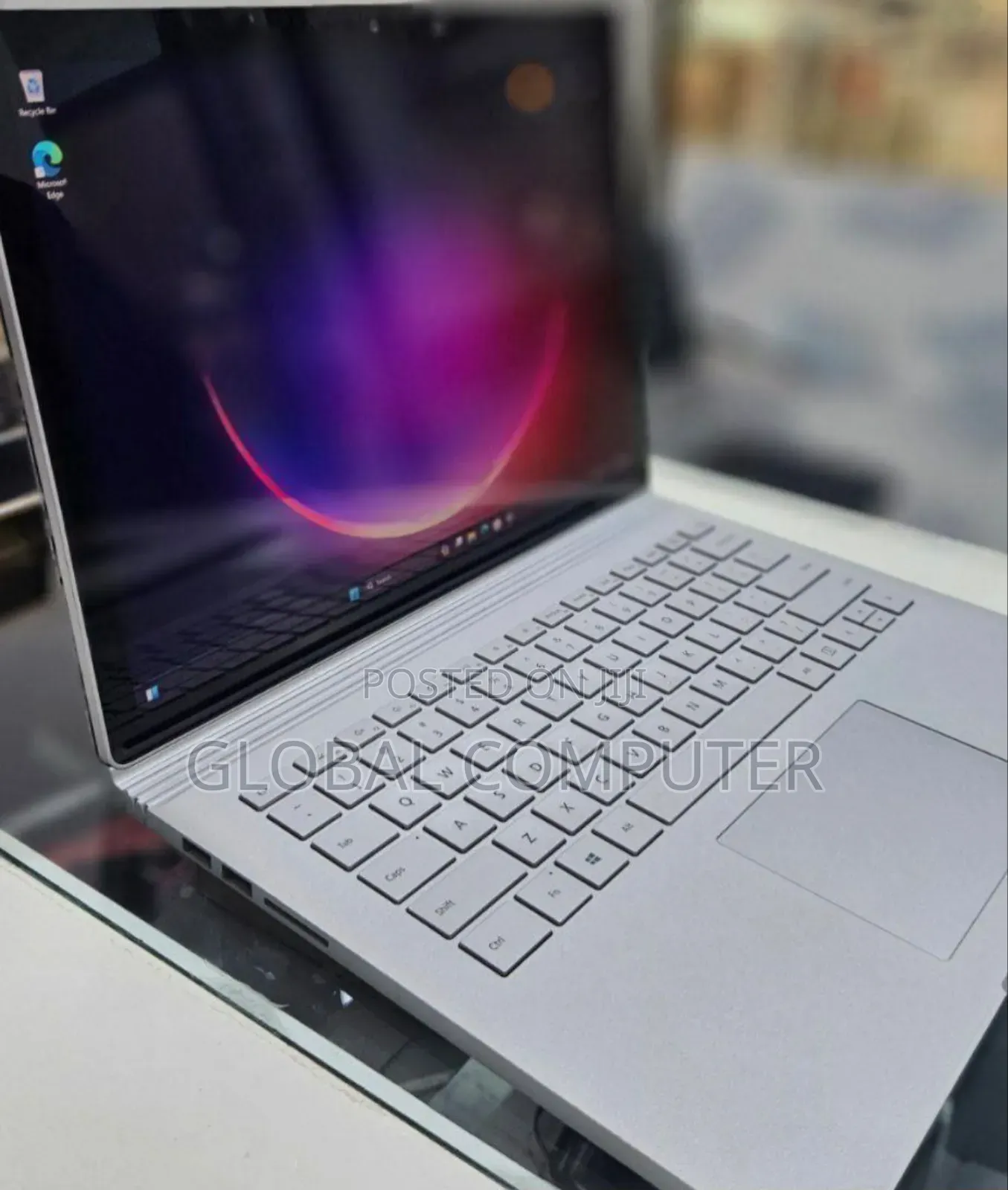 New Laptop Microsoft Surface Book 3 16GB Intel Core I7 SSD 256GB