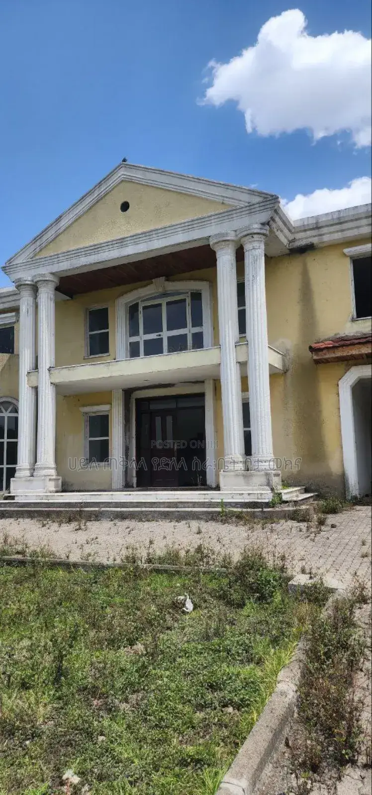 6bdrm House in Ccd Real State, Oromia-Finfinne for sale