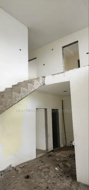 6bdrm House in Ccd Real State, Oromia-Finfinne for sale