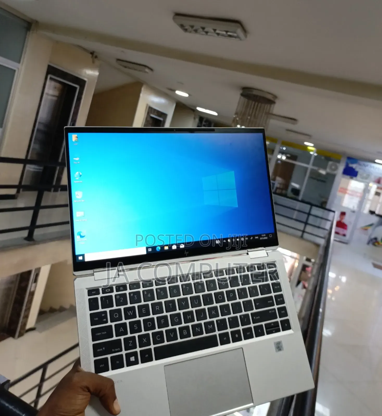 New Laptop HP EliteBook X360 1040 G7 16GB Intel Core I7 SSD 512GB