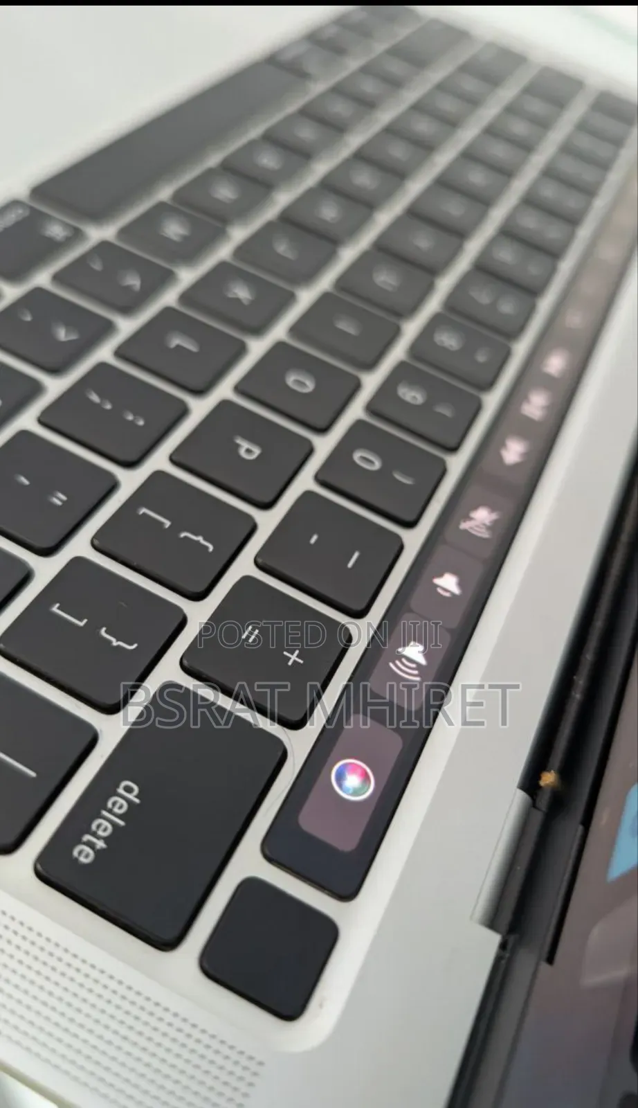 New Laptop Apple MacBook Pro 2019 8GB Intel Core I5 SSD 256GB