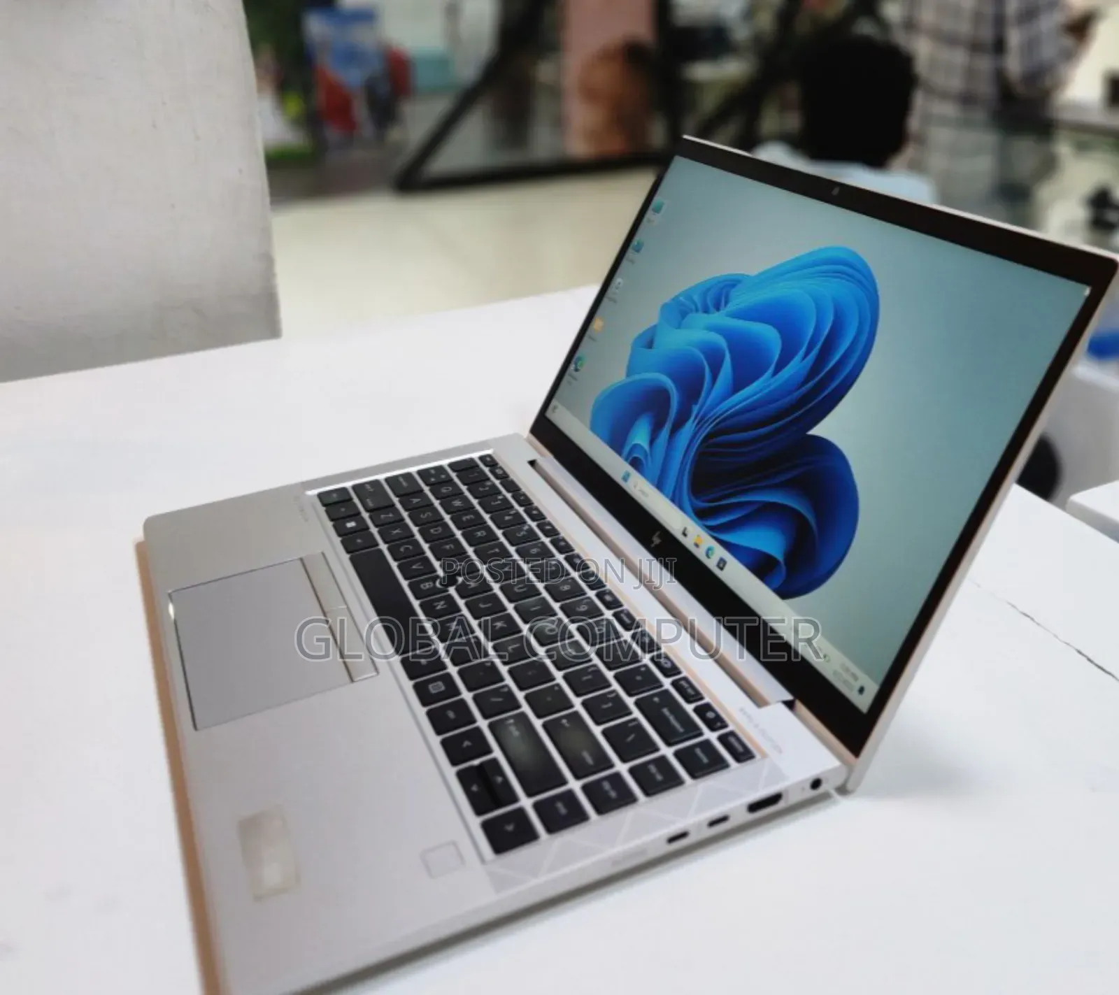 New Laptop HP EliteBook 840 16GB Intel Core I7 SSD 512GB