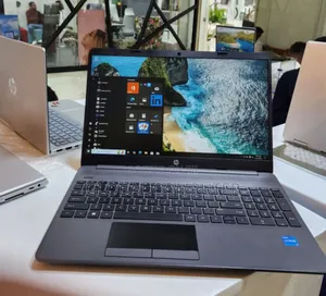 New Laptop HP Stream Notebook 8GB Intel Core I5 SSD 512GB