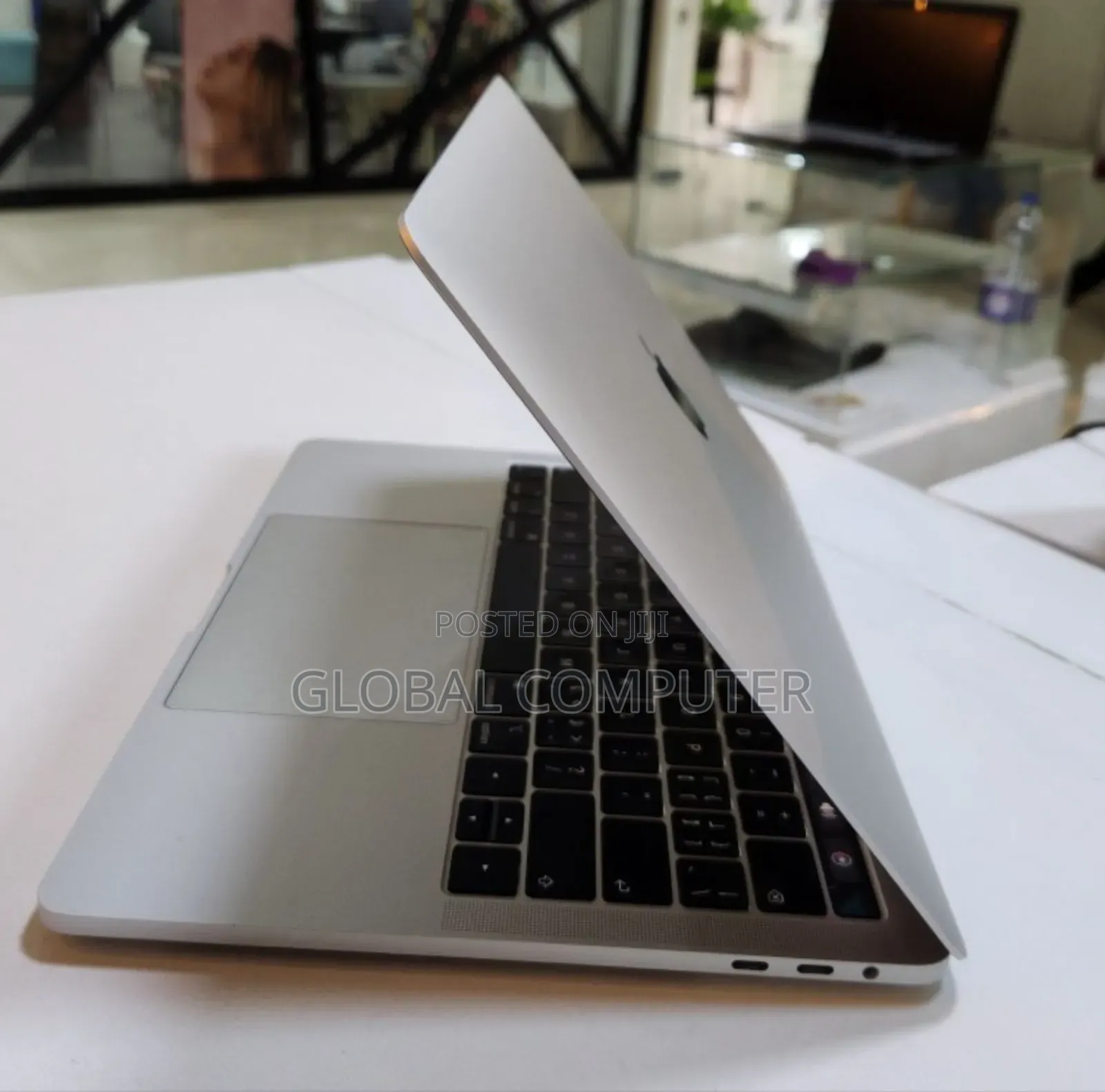Laptop Apple MacBook 2018 8GB Intel Core I5 SSD 256GB