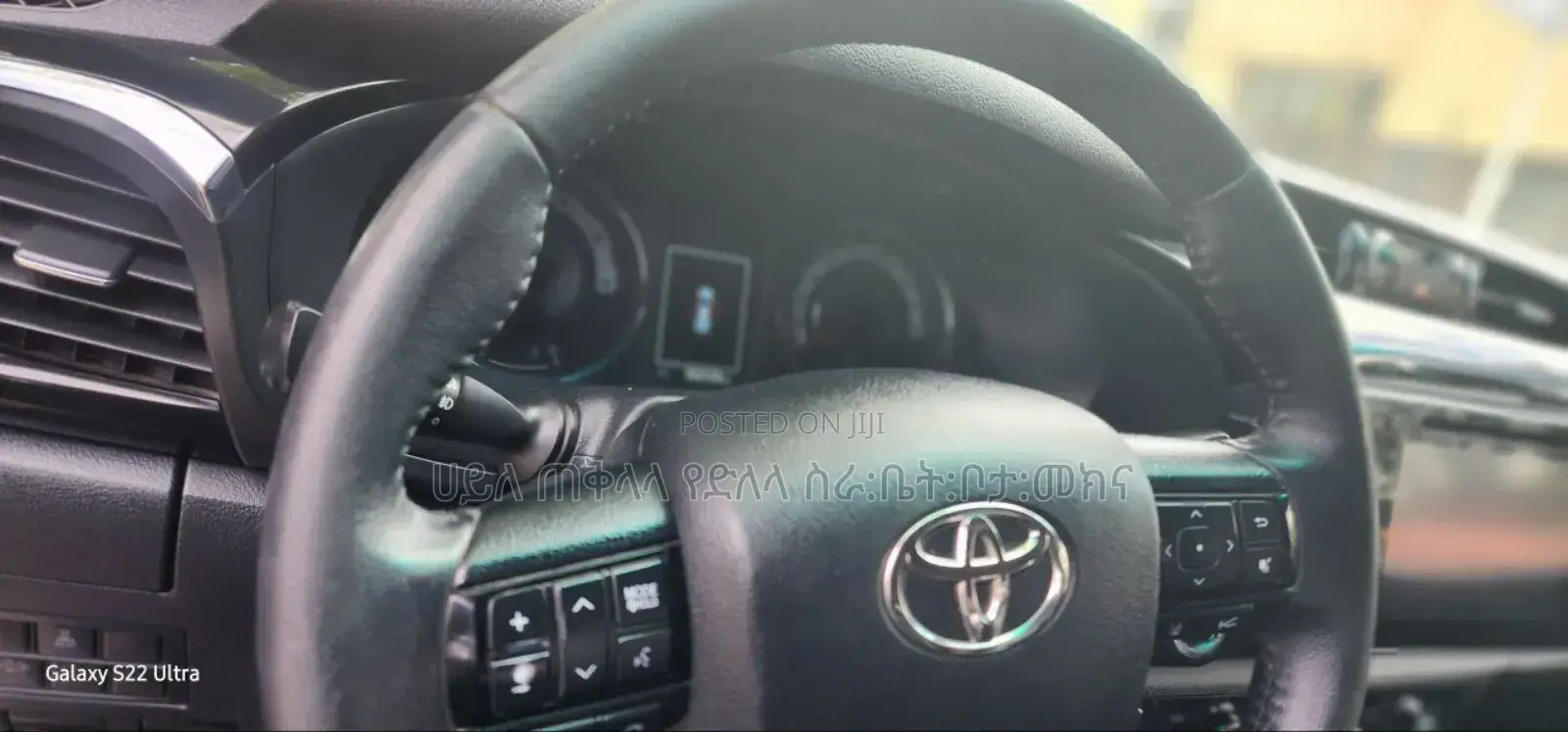 Toyota Hilux 2020 Silver