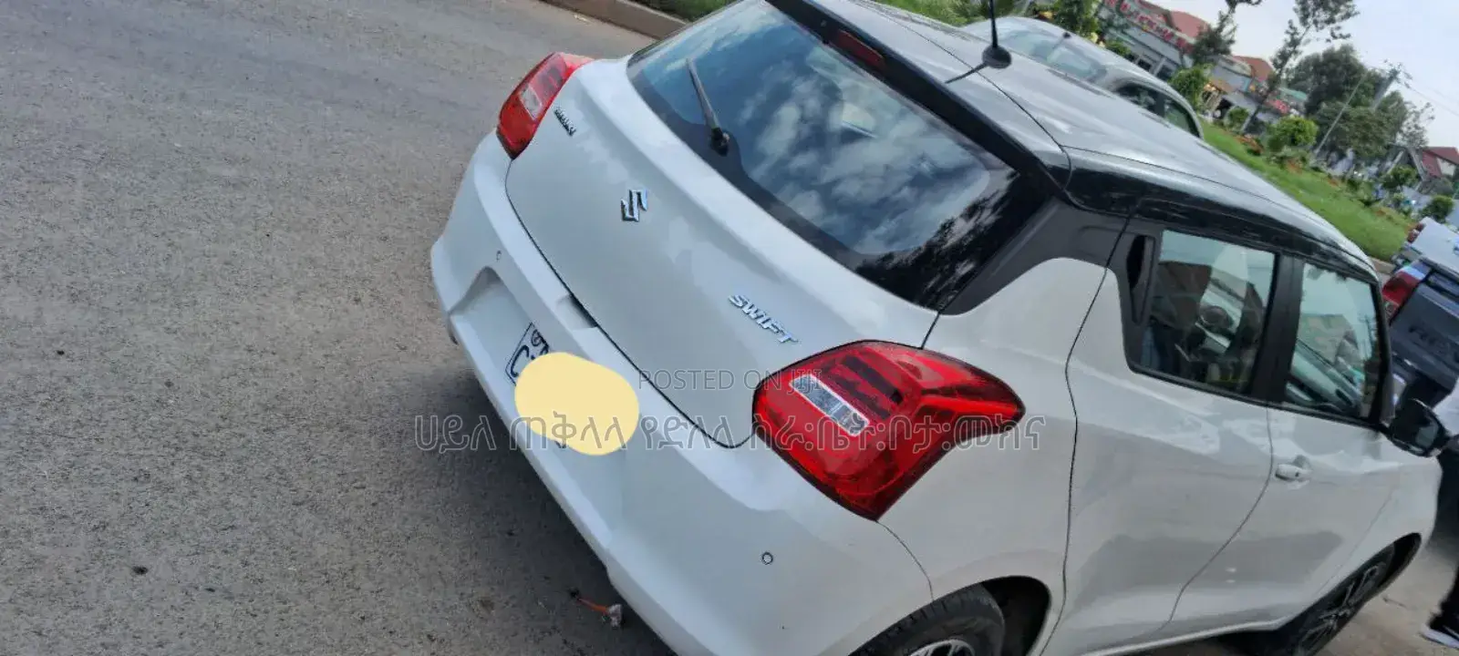 Suzuki Swift 2022 White