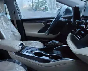 New Toyota Highlander Hybrid 2024 Silver