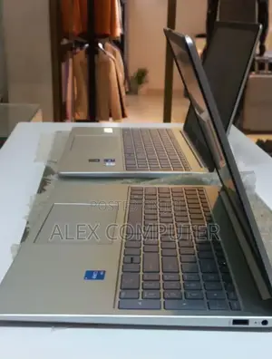 New Laptop HP Stream Notebook 8GB Intel Core I5 SSD 512GB