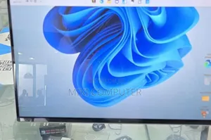 New Laptop HP EliteBook X360 1040 G7 16GB Intel Core I7 SSD 512GB