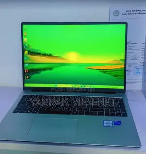 New Laptop Huawei MateBook 13 WRT-W19E 8GB Intel Core I5 SSD 512GB