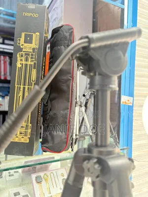 Heavy Duty Professional Tripod