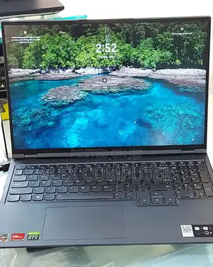 New Laptop Lenovo Legion 5 16GB AMD Ryzen 7 SSD 512GB