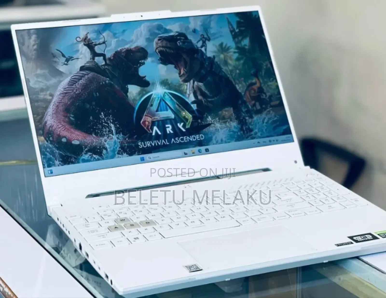 New Laptop Asus 16GB AMD Ryzen 7 SSD 1T