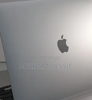 New Laptop Apple MacBook Pro M1 8GB Intel Core I5 SSD 256GB