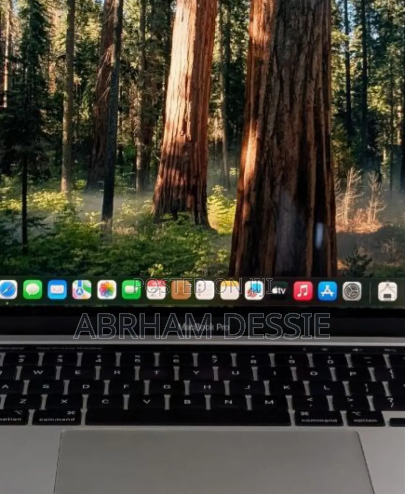 New Laptop Apple MacBook Pro M1 8GB Intel Core I5 SSD 256GB