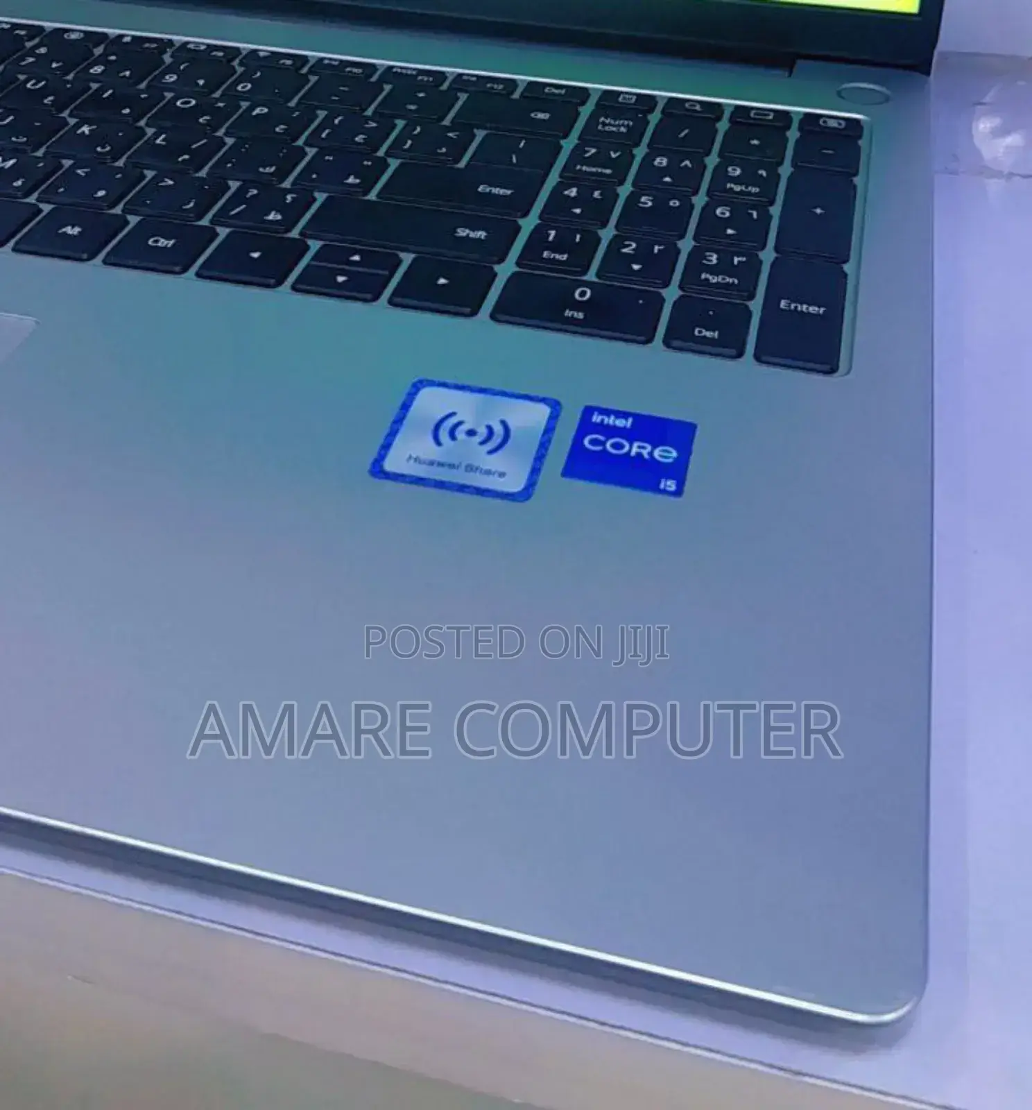 New Laptop Huawei MateBook 13 WRT-W19E 8GB Intel Core I5 SSD 512GB