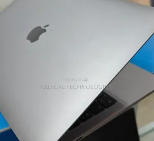 New Laptop Apple MacBook Pro 8GB Intel Core I5 SSD 512GB