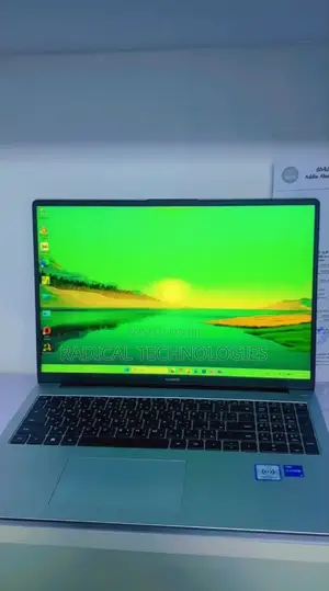 New Laptop Huawei Matebook D 15 8GB Intel Core I5 SSD 512GB
