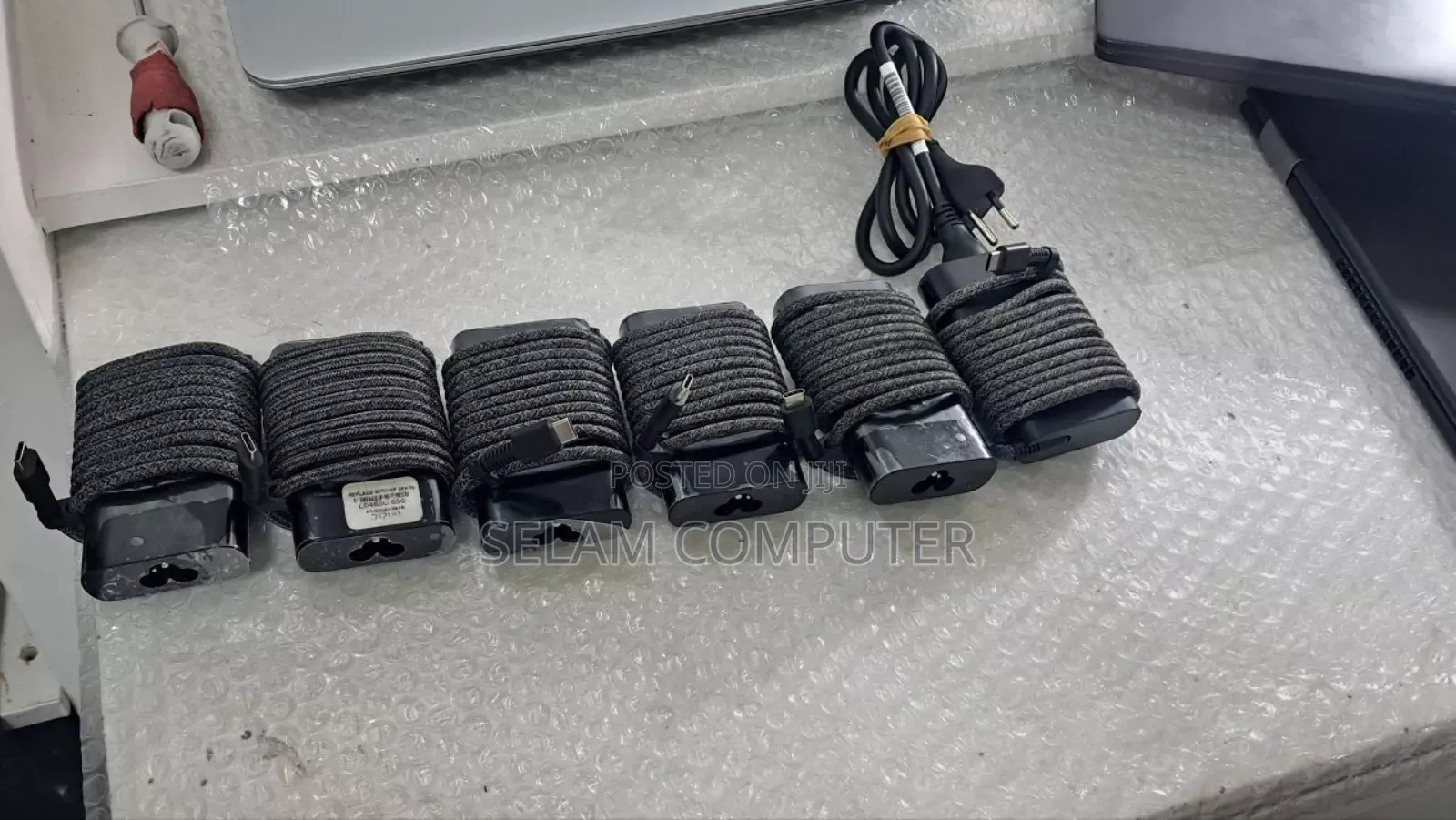 Laptop Charger Dell Type C Orginal Charger 130 W