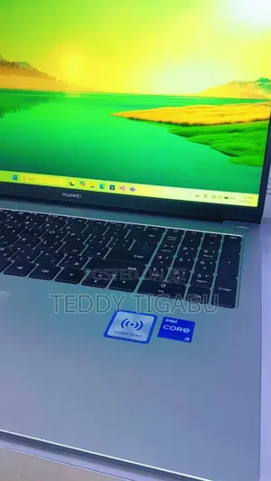 New Laptop Huawei MateBook 16s 8GB Intel Core I5 SSD 512GB
