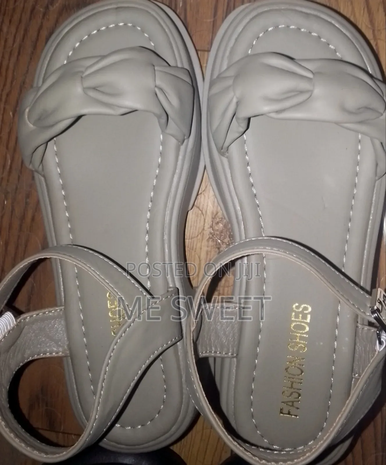 የሴቶች ምቹ ጫማዎች Women Confi Shoes