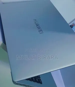 Photo - New Laptop Huawei MateBook 13 WRT-W29E 8GB Intel Core I5 SSD 512GB